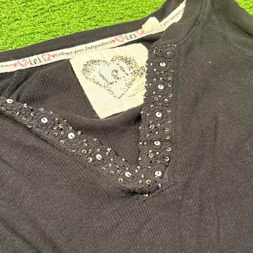 Vintage Y2K L.E.I. Sequin V Neck Long Sleeve Layering Butterfly Goth Grunge - Picture 2 of 7